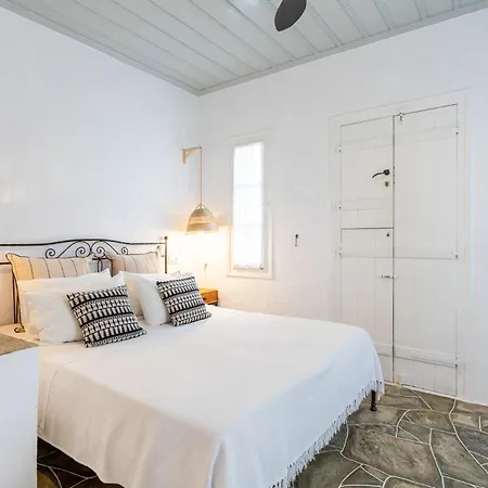 Lighthouse Aparthotel Faros