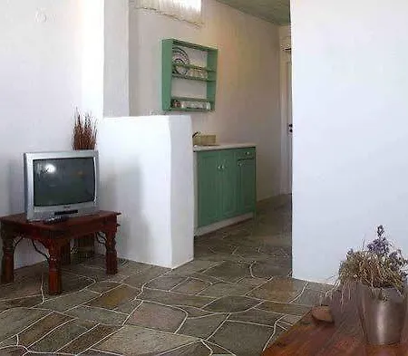 Lighthouse Aparthotel 2*