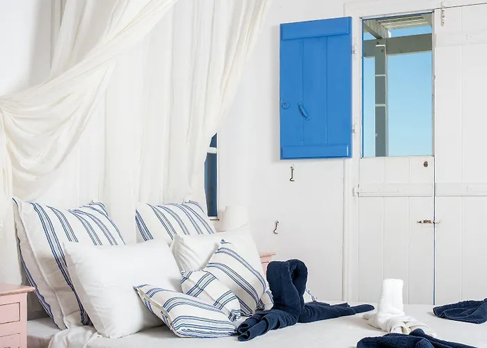 Lighthouse Faros (Sifnos)