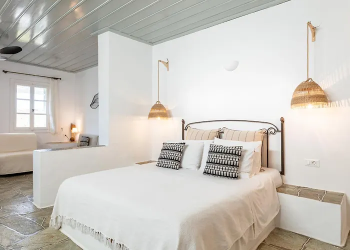 Lighthouse Aparthotel