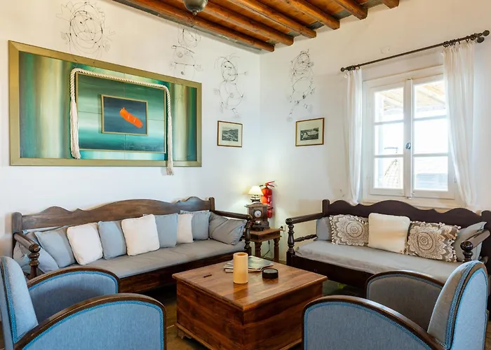 Lighthouse 2* Faros (Sifnos)