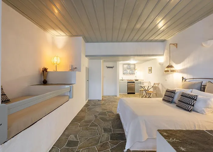 Lighthouse Faros (Sifnos)